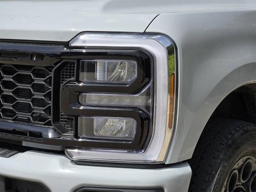 2025 Ford F-250 XLT