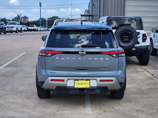 2t Gry Blk Roof 2024 Nissan Pathfinder Platinum