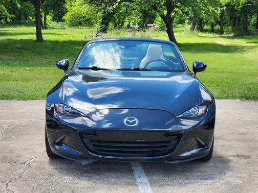 2016 Mazda MX-5 Miata Grand Touring