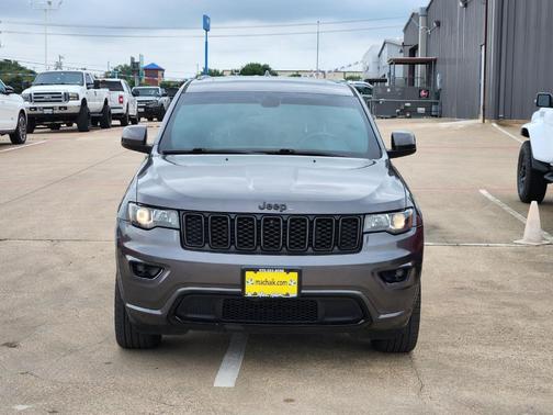 Granite Crystal Clearcoat Metallic 2019 Jeep Grand Cherokee Altitude