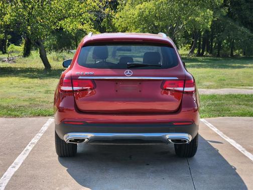 2019 Mercedes-Benz GLC 300 Base