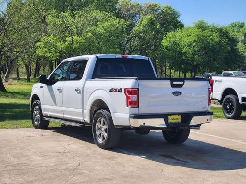 Oxford White 2018 Ford F-150 XLT