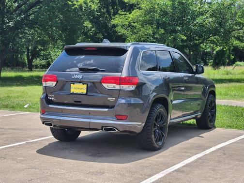 2017 Jeep Grand Cherokee Summit