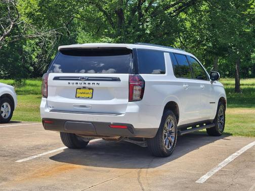 2023 Chevrolet Suburban Z71