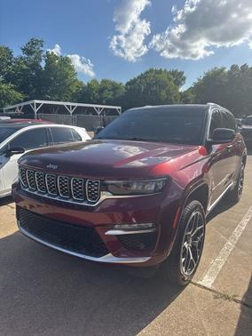 2023 Jeep Grand Cherokee Summit