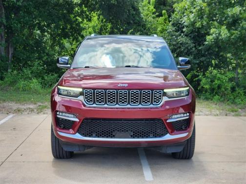 2023 Jeep Grand Cherokee Summit