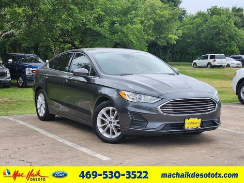 2020 Ford Fusion SE