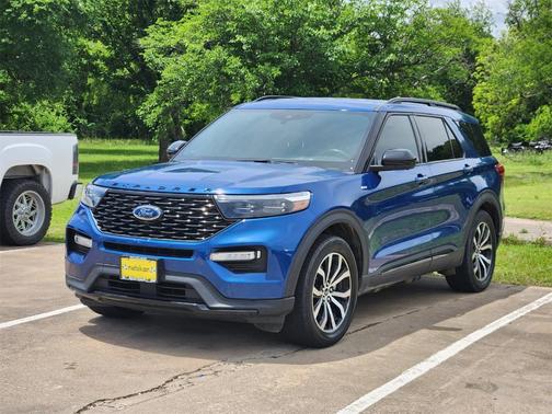 2022 Ford Explorer ST-Line
