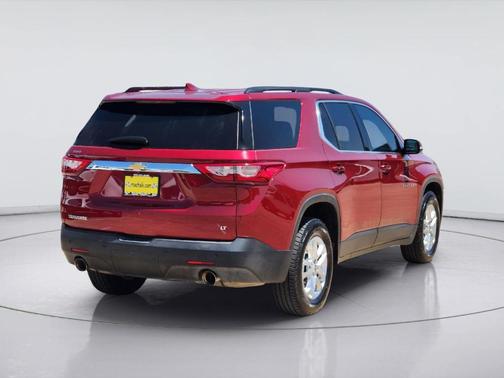 Cajun Red Tintcoat 2019 Chevrolet Traverse LT Cloth