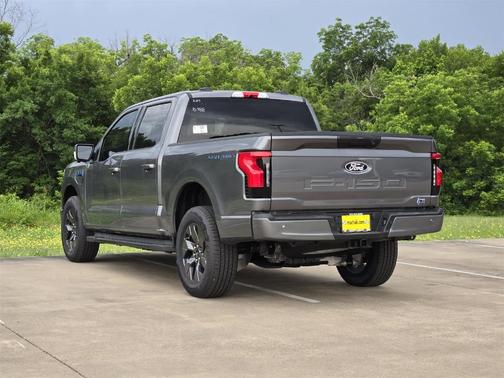 2025 Ford F-150 Lightning Flash