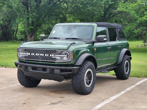 2022 Ford Bronco Badlands