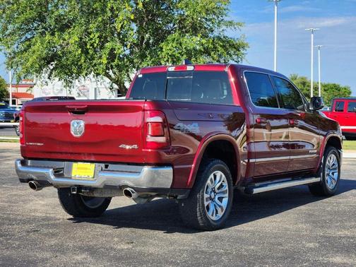 Delmonico Red Pearlcoat 2023 RAM 1500 Limited
