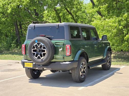 2025 Ford Bronco Outer Banks