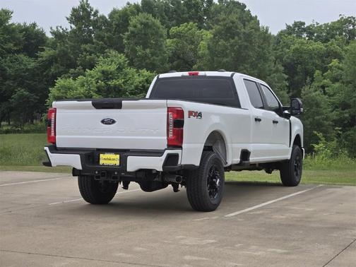 2025 Ford F-350 XL