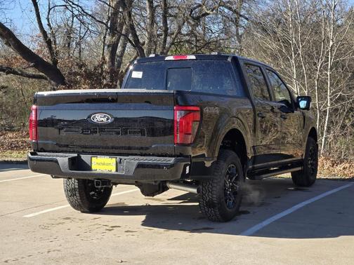 Agate Black Metallic 2026 Ford F-150 XLT