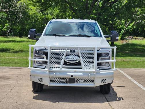 2024 Ford F-350 Lariat Super Duty