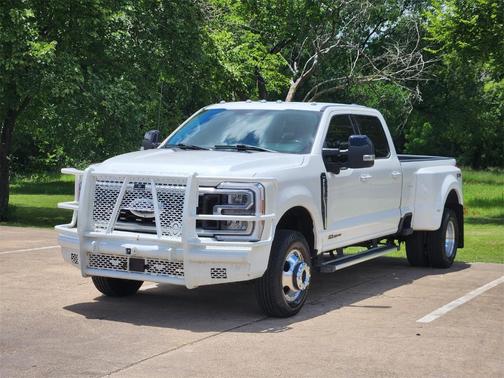 2024 Ford F-350 Lariat Super Duty