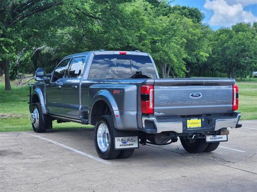 2024 Ford F-350 Lariat Super Duty