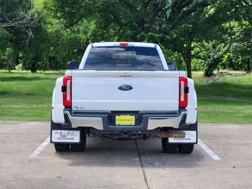 2024 Ford F-350 Lariat Super Duty
