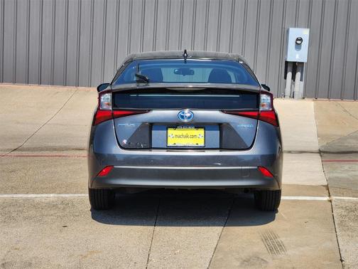 2019 Toyota Prius L