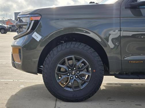 2025 Ford Expedition Tremor