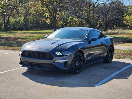 2020 Ford Mustang EcoBoost Premium