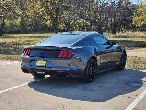 2020 Ford Mustang EcoBoost Premium