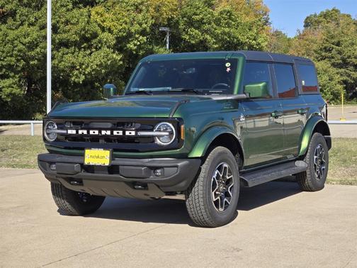 2025 Ford Bronco Outer Banks
