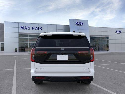 Star White 2026 Ford Expedition Max Platinum