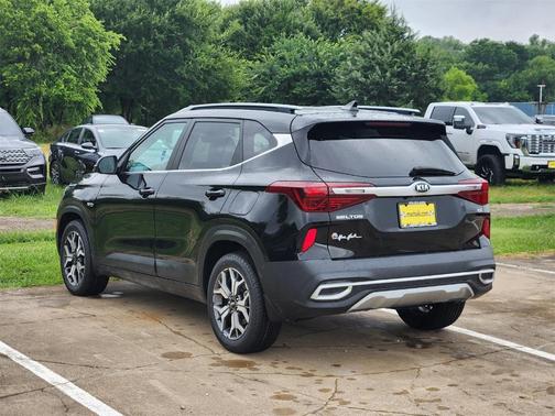 2021 Kia Seltos EX