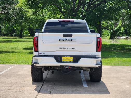 2024 GMC Sierra 2500 Denali