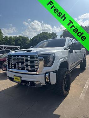 2024 GMC Sierra 2500 Denali