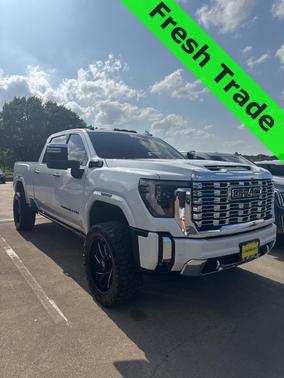 2024 GMC Sierra 2500 Denali