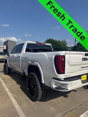 2024 GMC Sierra 2500 Denali