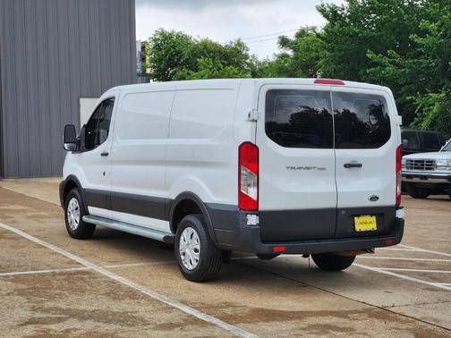 Oxford White 2021 Ford Transit-250 Base