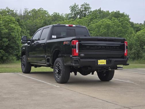 2025 Ford F-250 Platinum
