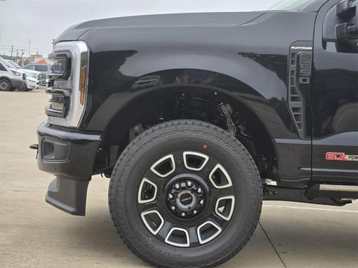 2025 Ford F-250 Platinum
