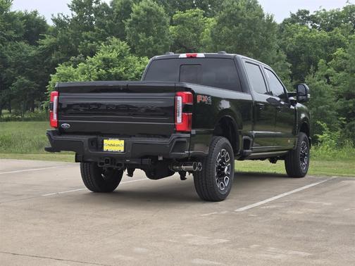2025 Ford F-250 Platinum