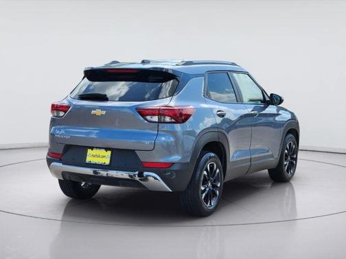 Satin Steel Metallic 2021 Chevrolet Trailblazer LT