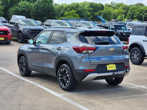 Satin Steel Metallic 2021 Chevrolet Trailblazer LT