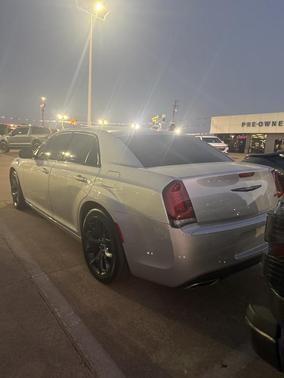 2022 Chrysler 300 Touring