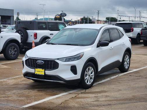 Oxford White 2024 Ford Escape Active