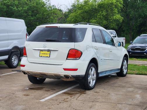 Arctic White 2010 Mercedes-Benz M-Class ML 350