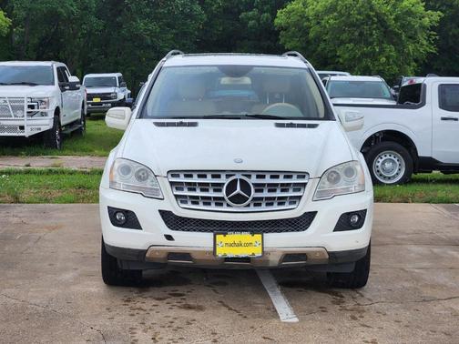 Arctic White 2010 Mercedes-Benz M-Class ML 350