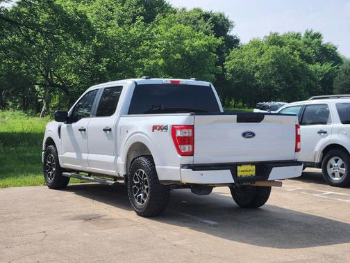 Oxford White 2022 Ford F-150 XL