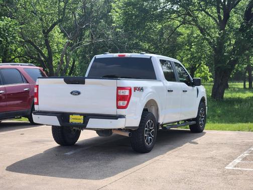 Oxford White 2022 Ford F-150 XL