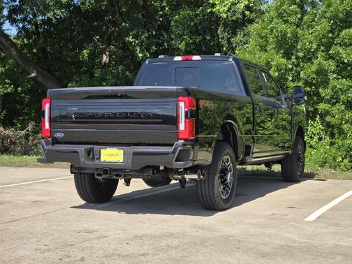 2025 Ford F-250 Platinum