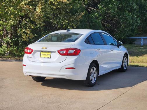 2017 Chevrolet Cruze LS