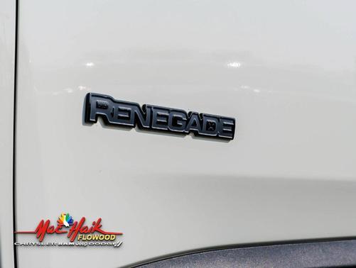Alpine White Clearcoat 2023 Jeep Renegade Altitude