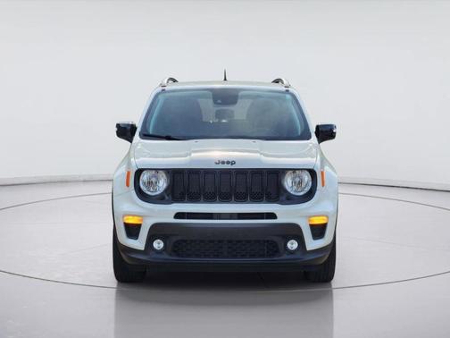 Alpine White Clearcoat 2023 Jeep Renegade Altitude